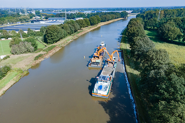 Natuurvriendelijke opwaardering Twentekanalen maatwerkoplossing geotextiel en folie